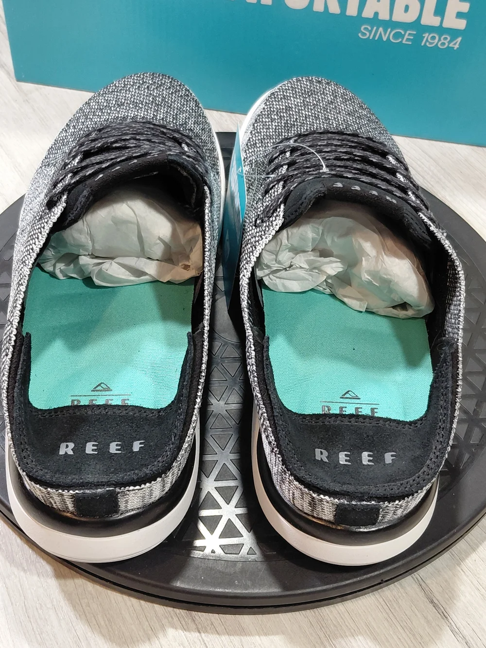 NWT Reef Men Swell Sole Gray Knit Casual Sneakers - Ridiculously Comfortable M9